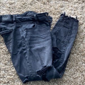 American Eagle blacked ripped jeans